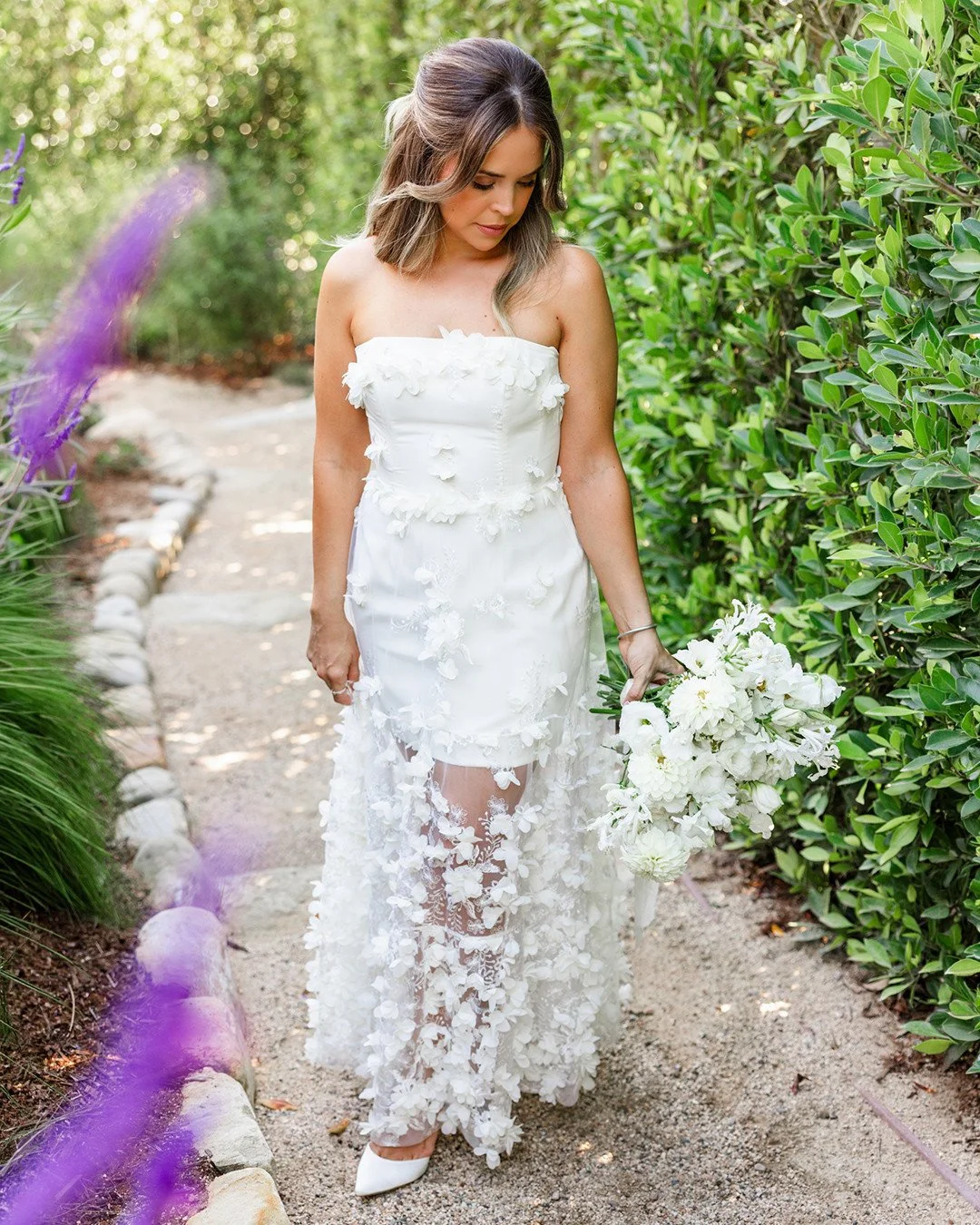 This dress! One of my favorites ever. When I first saw it on the hanger, I thought, oh, it's a mini dress, very low-key. But as I got closer, saw its layers, saw its magic... And once it was ON this gorgeous bride - WOW! And once she picked up the BO