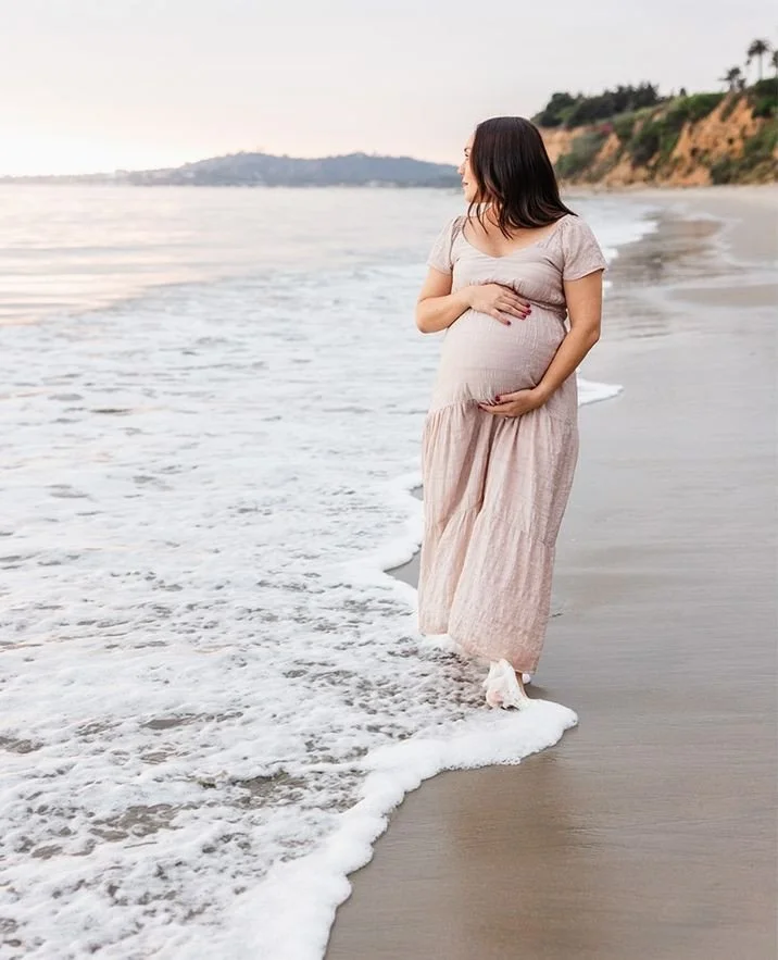 So I'm feeling a bit symbolic - I think the ocean is a really great analogy for an expectant mama. Awaiting your first born is such a beautiful thing - so much hope, anticipation, wonder, like looking over the surface of a grand ocean view. But there