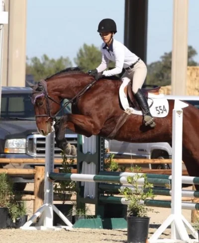 Amy managing to hang onto that round jump!