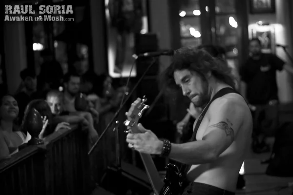 HardRockBtl_040910_web_02