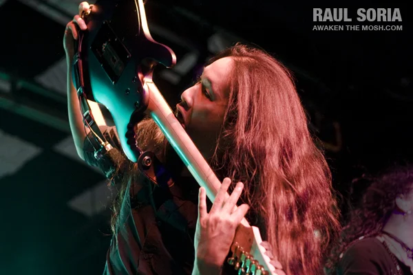 dragonforce_110108_web_10