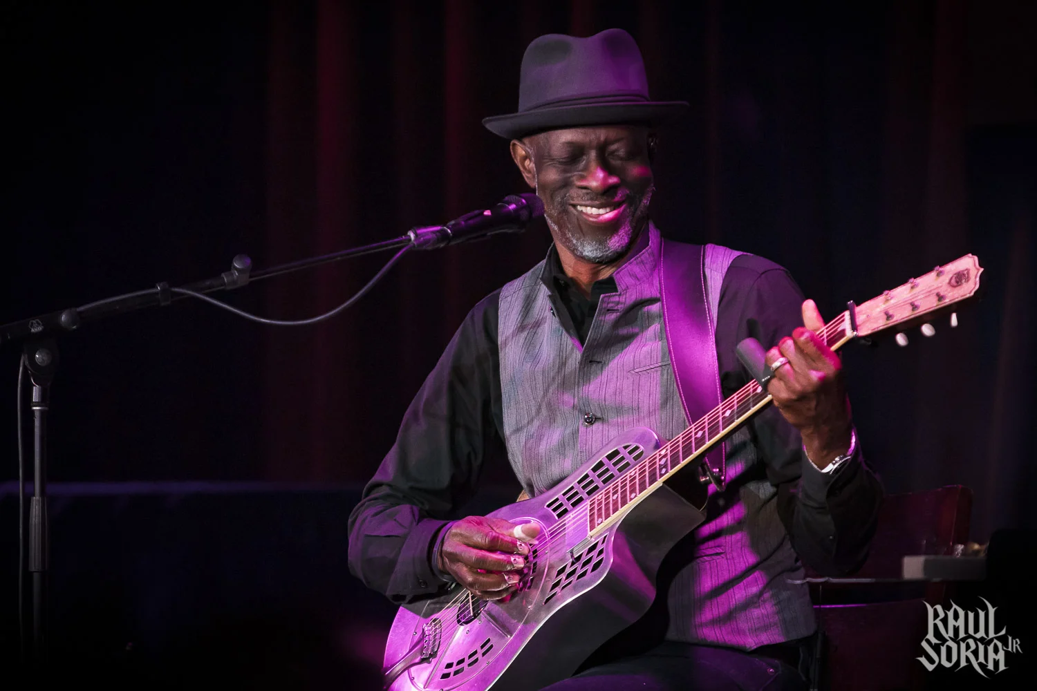 BlueNote_KebMo_082319_03_web.jpg