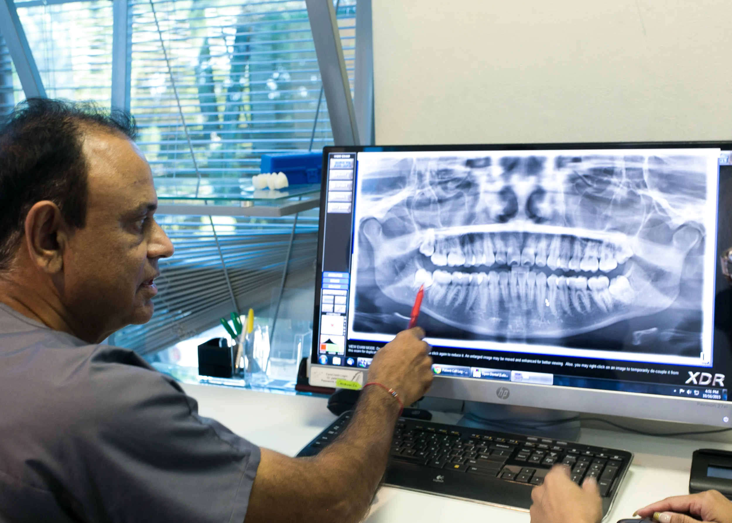 DR.ATUL.PATEL-21.jpg