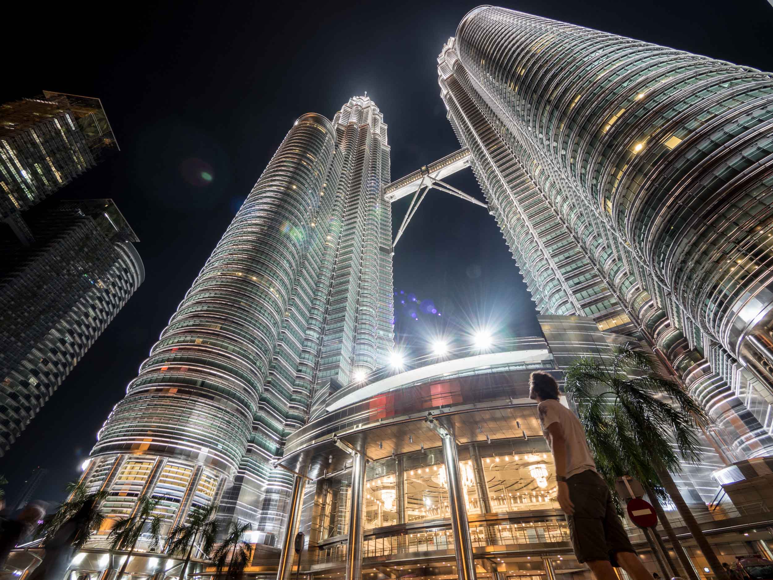 Hey!!!! That's me.... Taking in the Petronas...