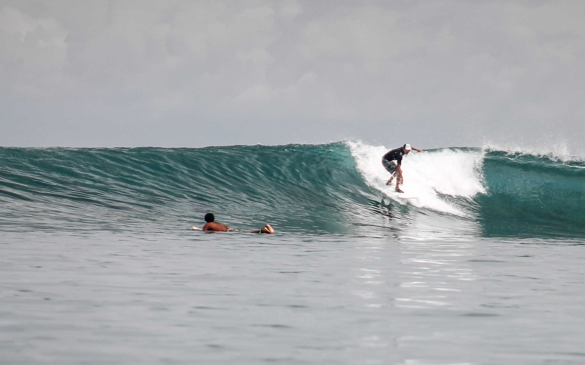 Peter takes a clean set at Four Bobs