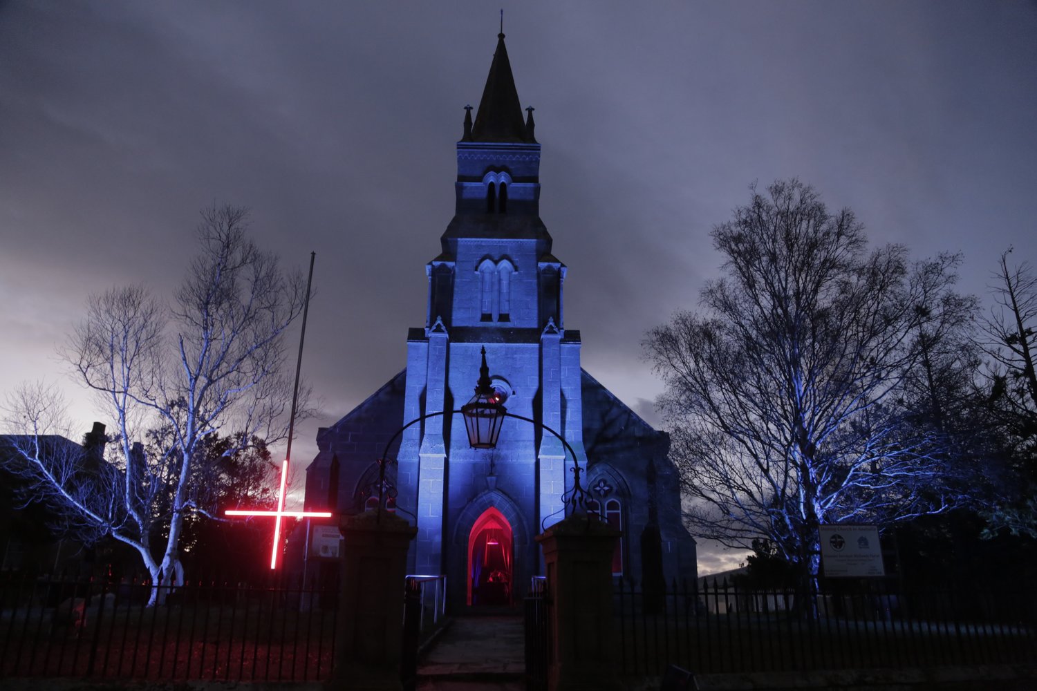 Crossing_UnconsciousCollective_PhotoAlexCuffe0836.jpg