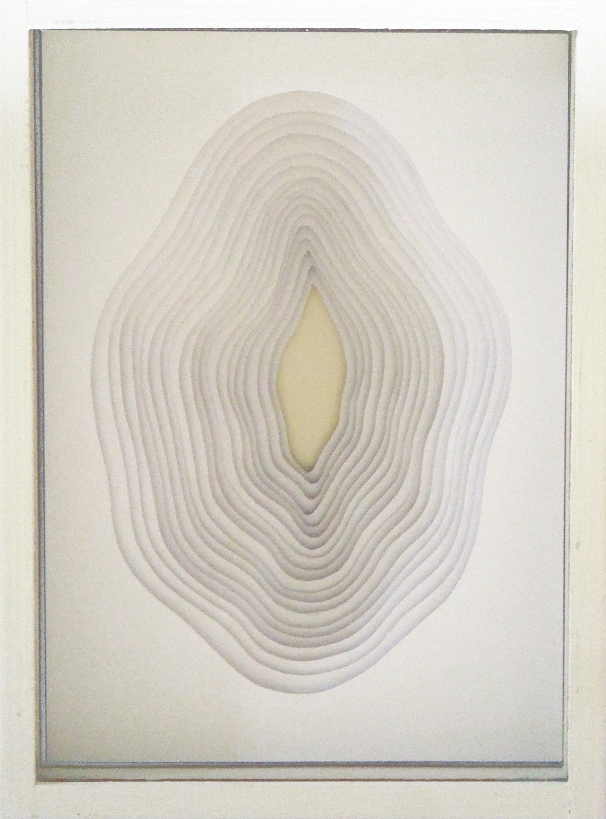  Land (white) 2015  Paper in&nbsp;wood box / 19x14x8cm 