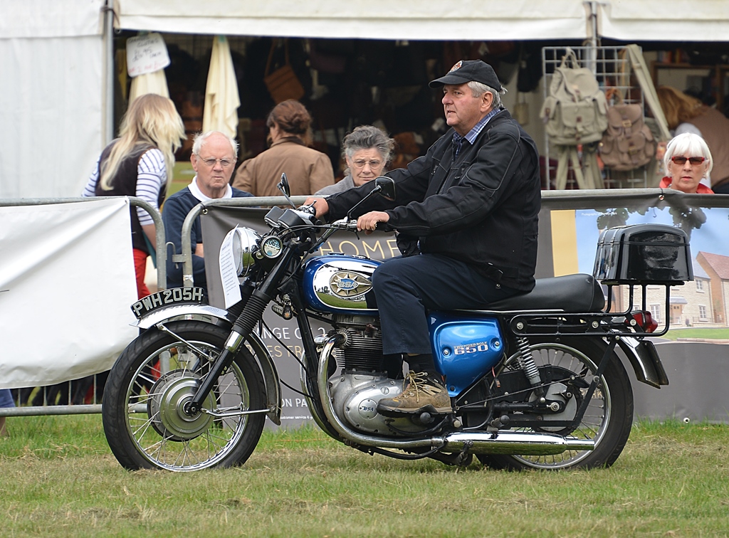 BSA 650 Twin