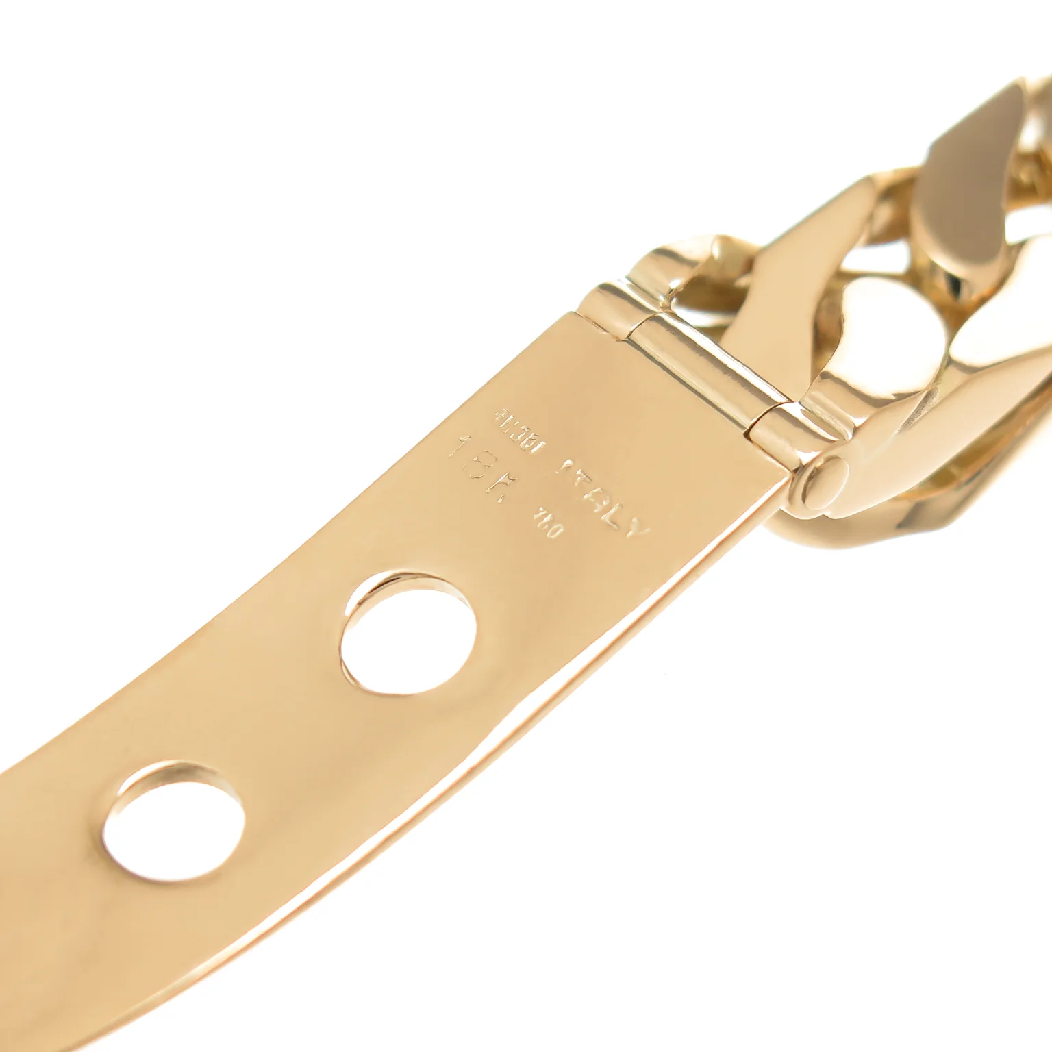 gucci-buckle-06152016-4.jpg