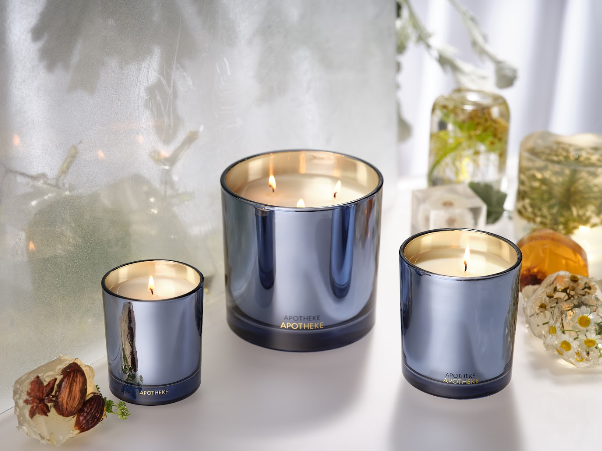 Styled Scene – Grapefruit & Sea Salt Candle Setup