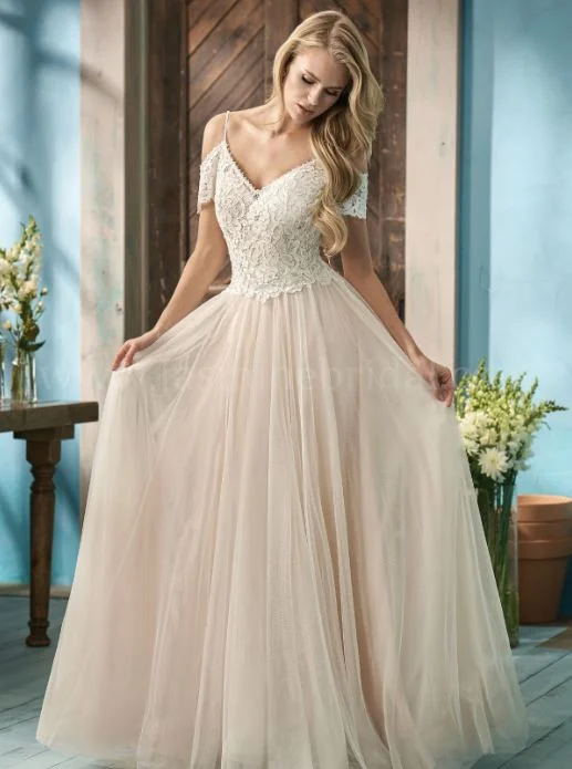 191053 - Ivory/Gold (Size 8)