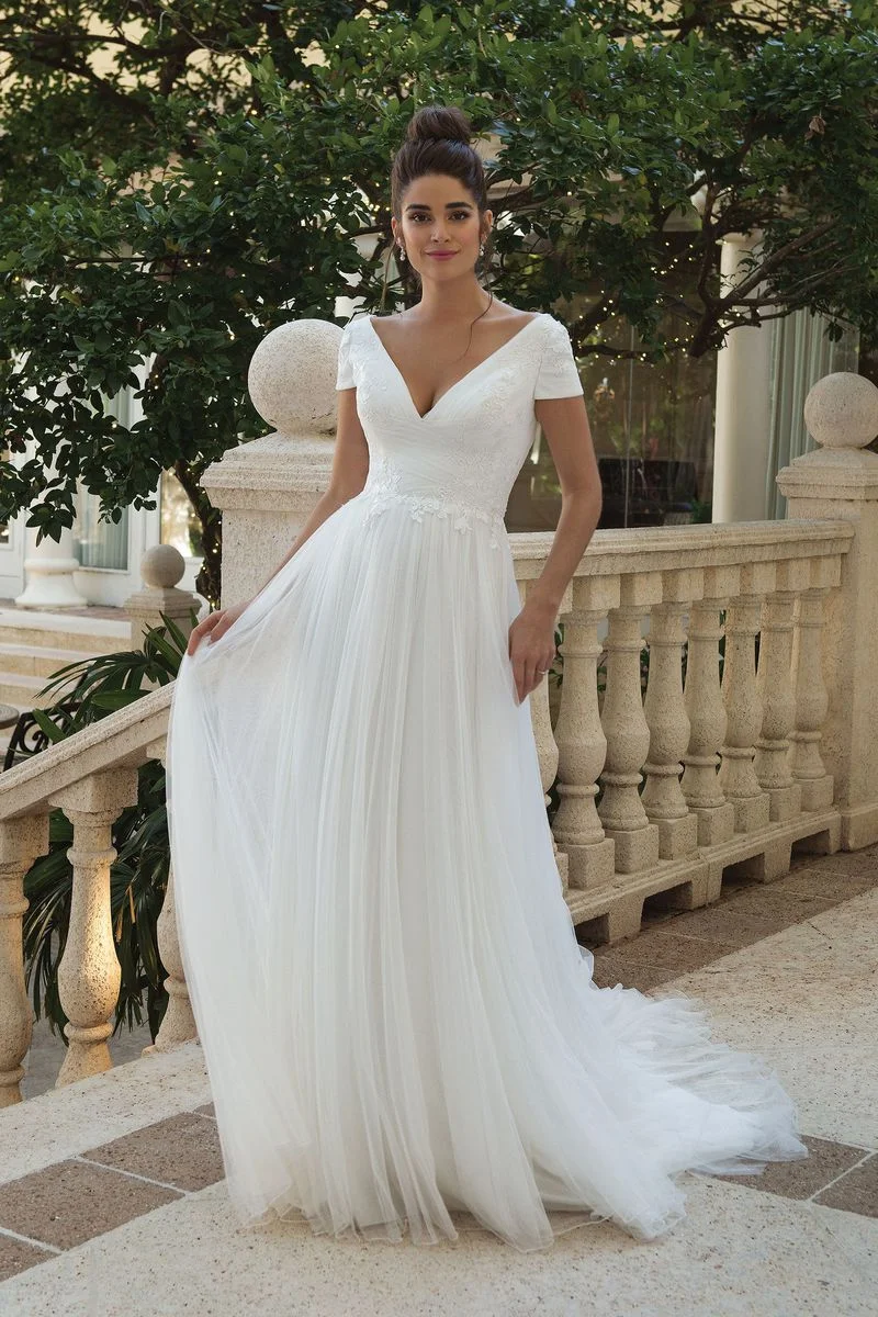 44089 - Ivory (Size 12)