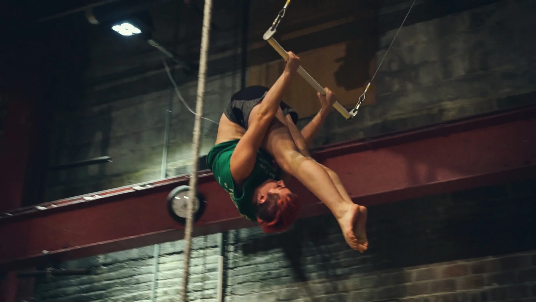 Vickygood_photography_streb_trapeze14.jpg