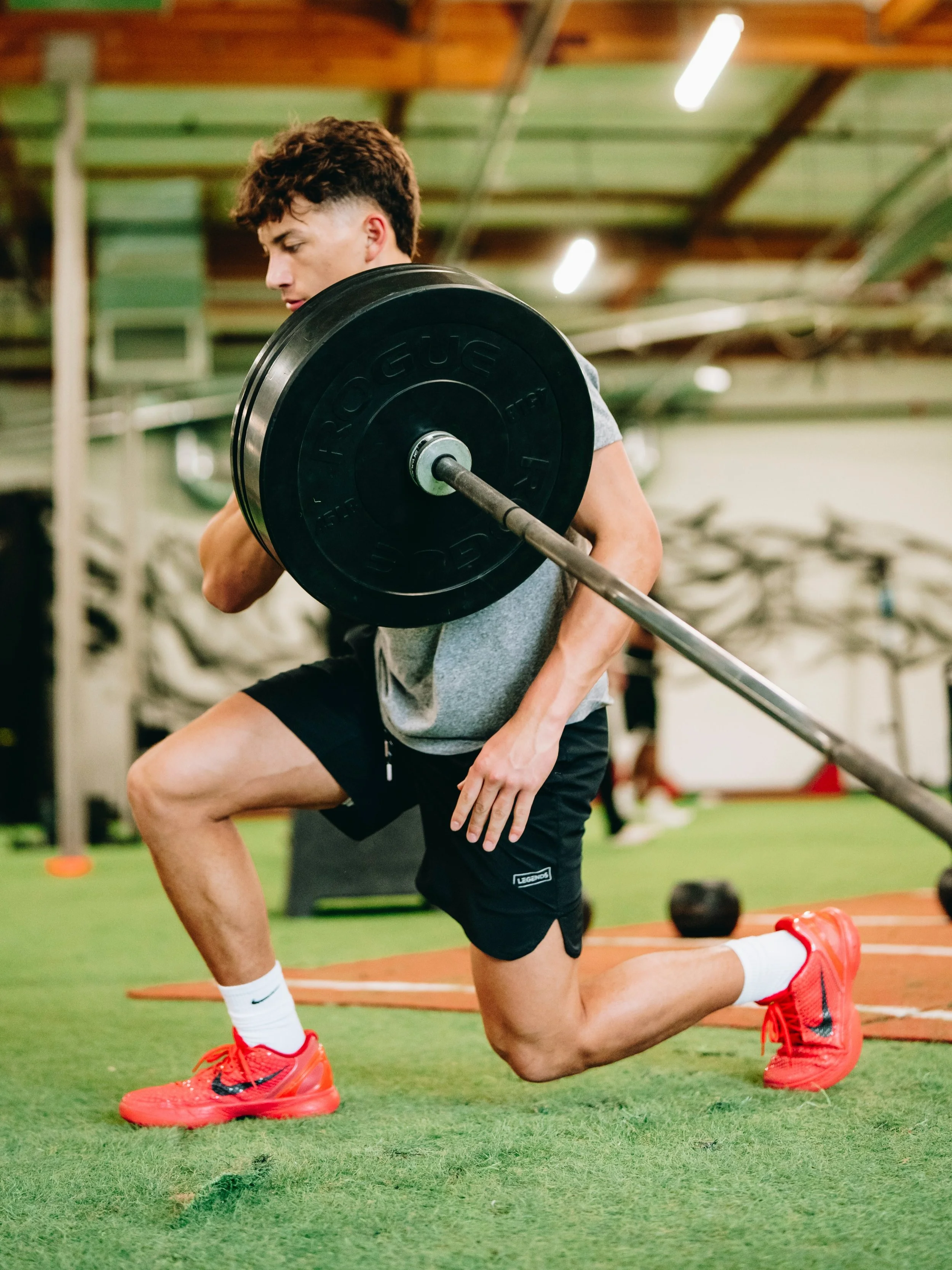 The best in the game @ifo_14 is leading the charge with ROKKE Football Performance starting June 15th 🔥&nbsp;If you wanna know what it takes, this is the place to be. Link in bio. #ROKKE

M/W/F
SELECT: 1230-130PM
ELITE: 130-3PM (INVITE ONLY)
