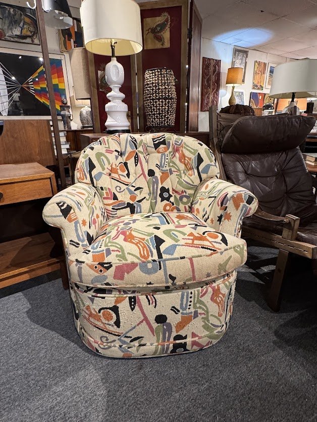621 Post Modern 1980s Chair