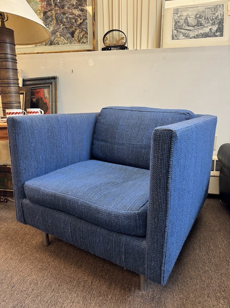 8 Wool Feather Stuffed Cube Chair