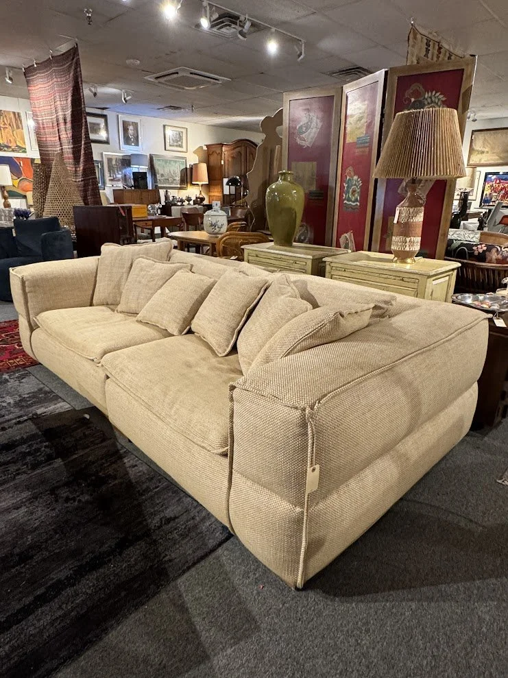 164 Contemporary Chunky Cube Sofa