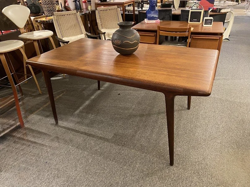 466 Mid C Danish Johannes Andersen Dining Table