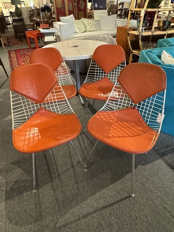 6 Set of 4 Orig Bertoia Chairs w Bikini Covers