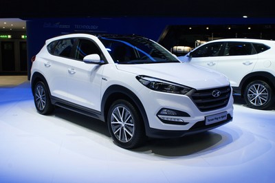 Hyundai Tucson Plug-in-Hybrid Concept-20457.jpg