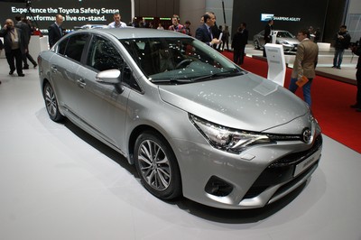 Toyota Avensis-20374.jpg