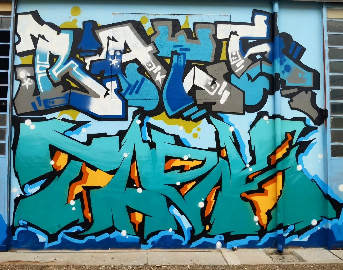 New @jurassic_tark and @noostresssss
.
.
.
.
.
.
.
#graffiti #graffs #spraycans #writing #sprayart #colors #blue #graffphotography #graffitiart #graffitiwall&nbsp; #graffitiporn #tark  #mbts #modernbrutality #urbangraffiti #urbanwalls #itagraffiti #j