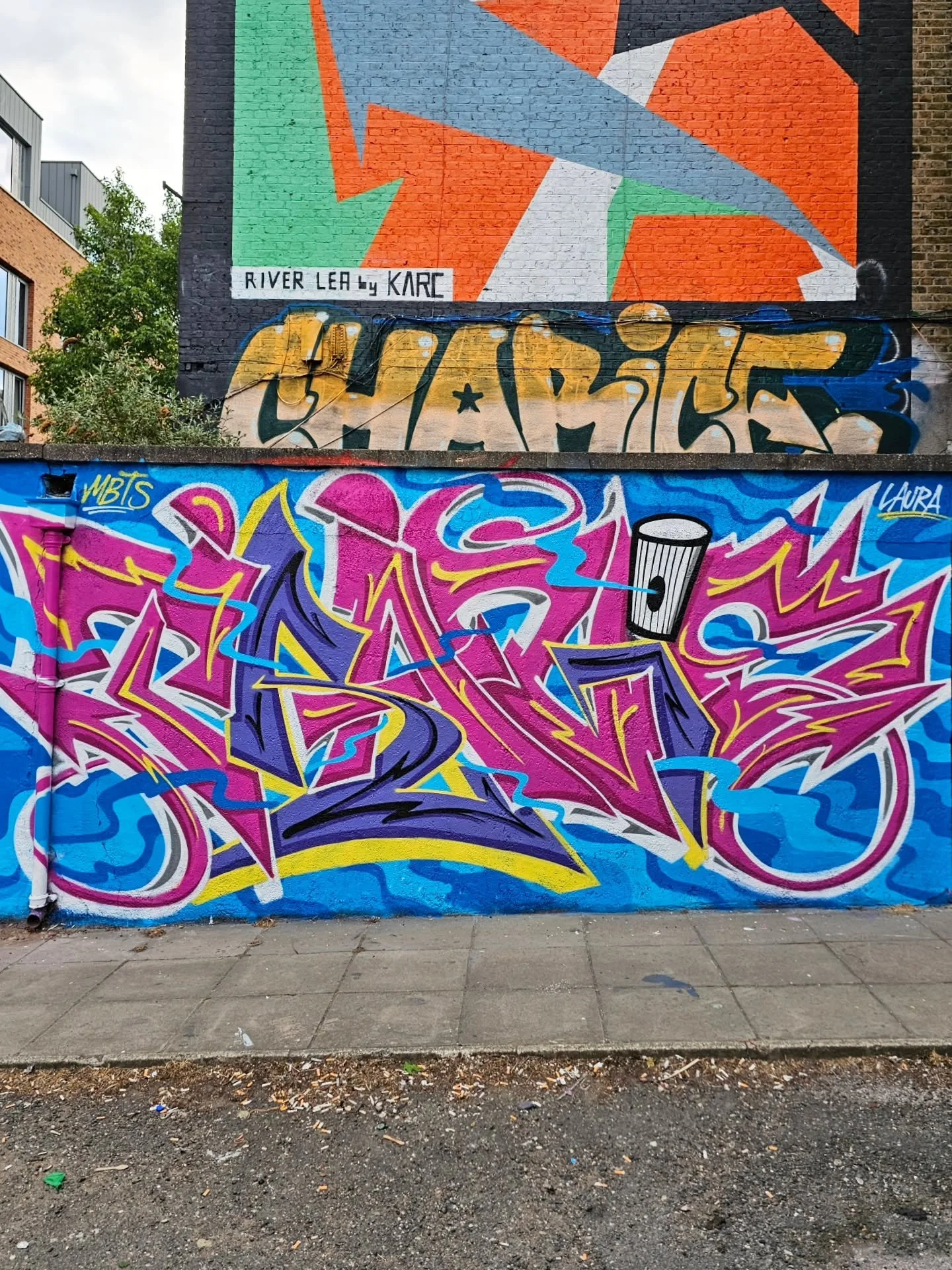 @travis_mbts
<<< SWIPE for details
.
.
.
.
#graffiti #graffs #spraycans #writing #sprayart #colors #londongraffiti #hackneywick #tag  #graffphotography #graffitiart #graffitiwall&nbsp; #graffitiporn #travis #mbts #lettering #modernbrutality 