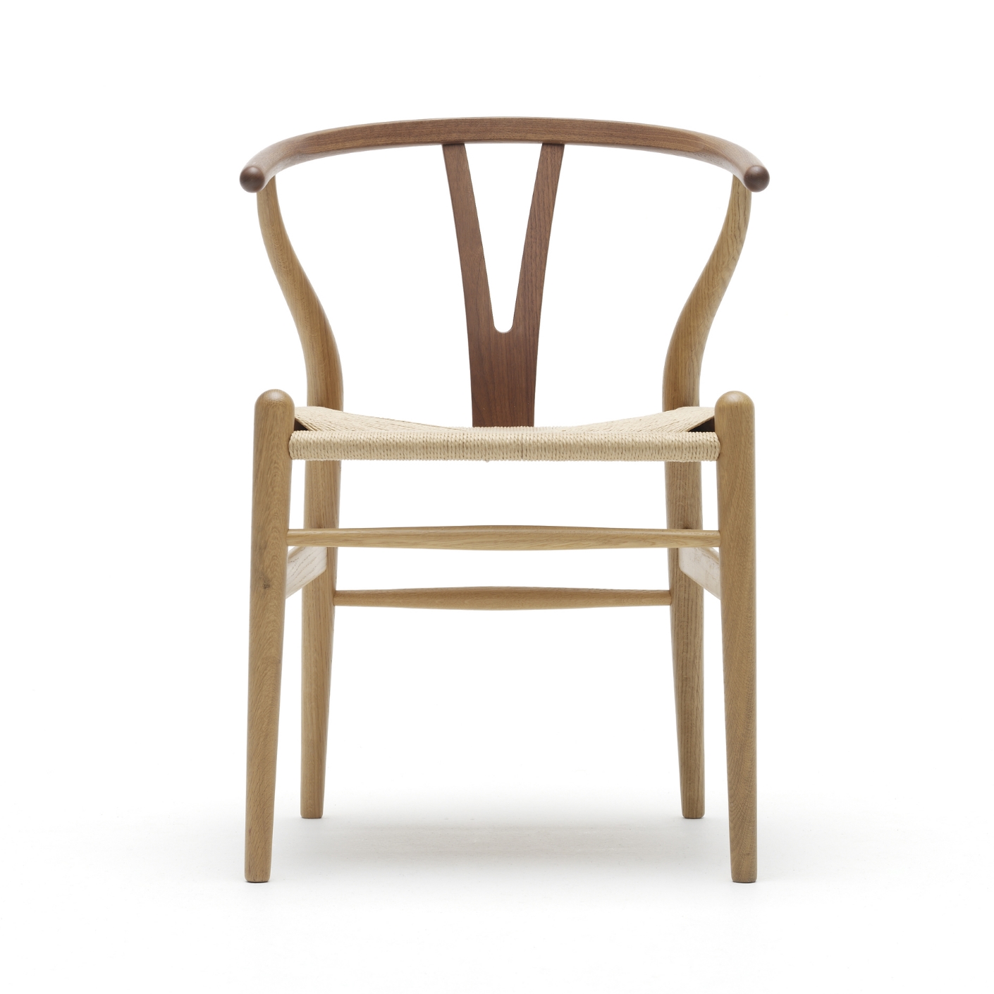 Carl Hansen & Søn "Wishbone Chair" CH24 conçu par Hans J. Wegner