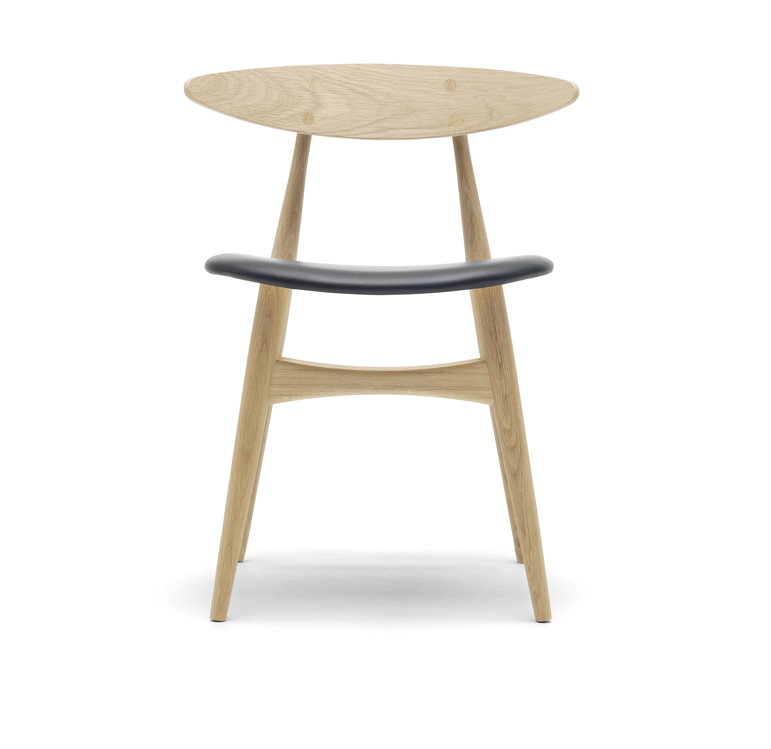 Carl Hansen & Søn CH33_OOBL_Front.jpg