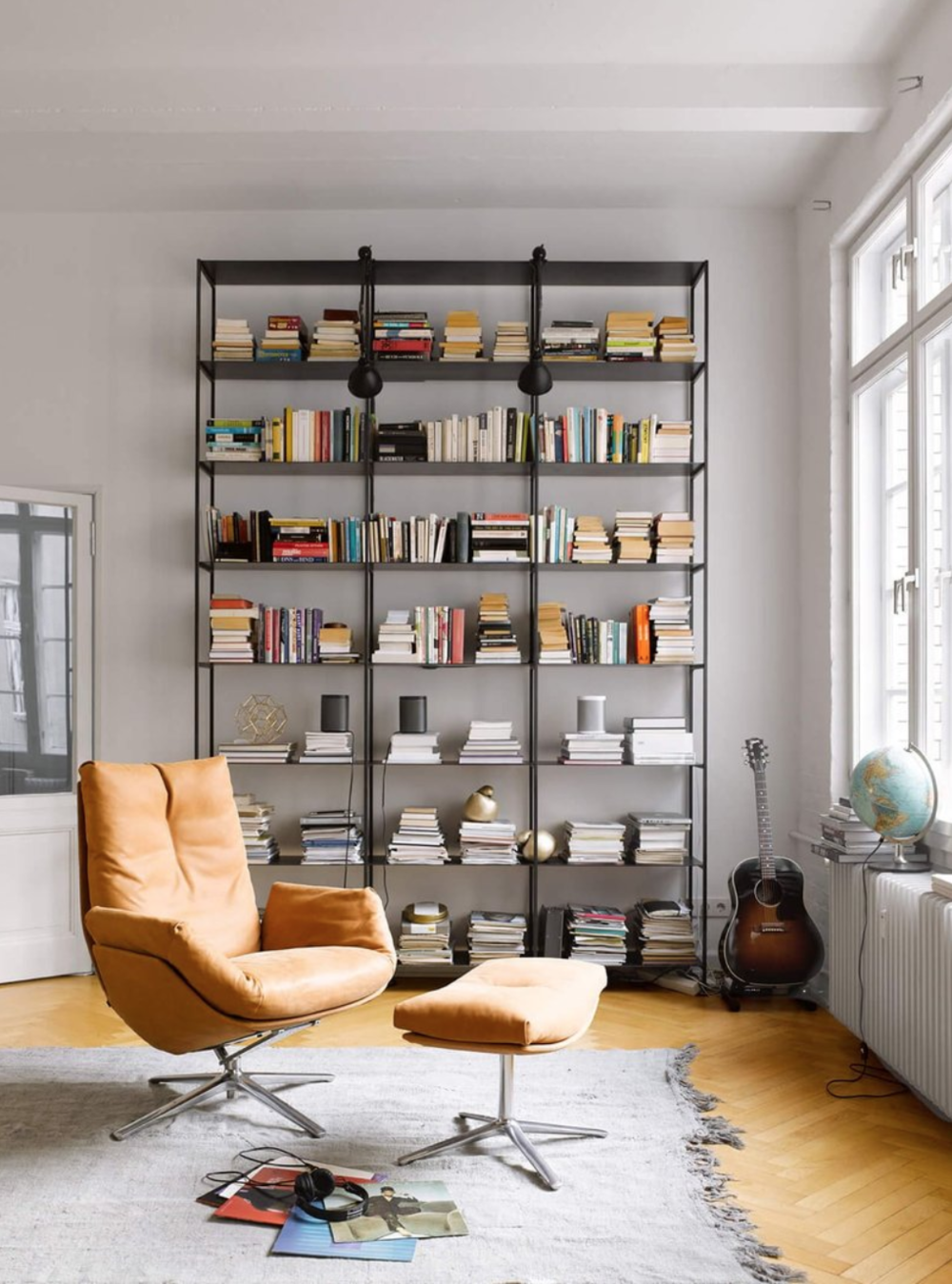 interval Storing gekruld Design Fauteuils en relax zitbanken — Loncin Interieur | A Beautiful Home