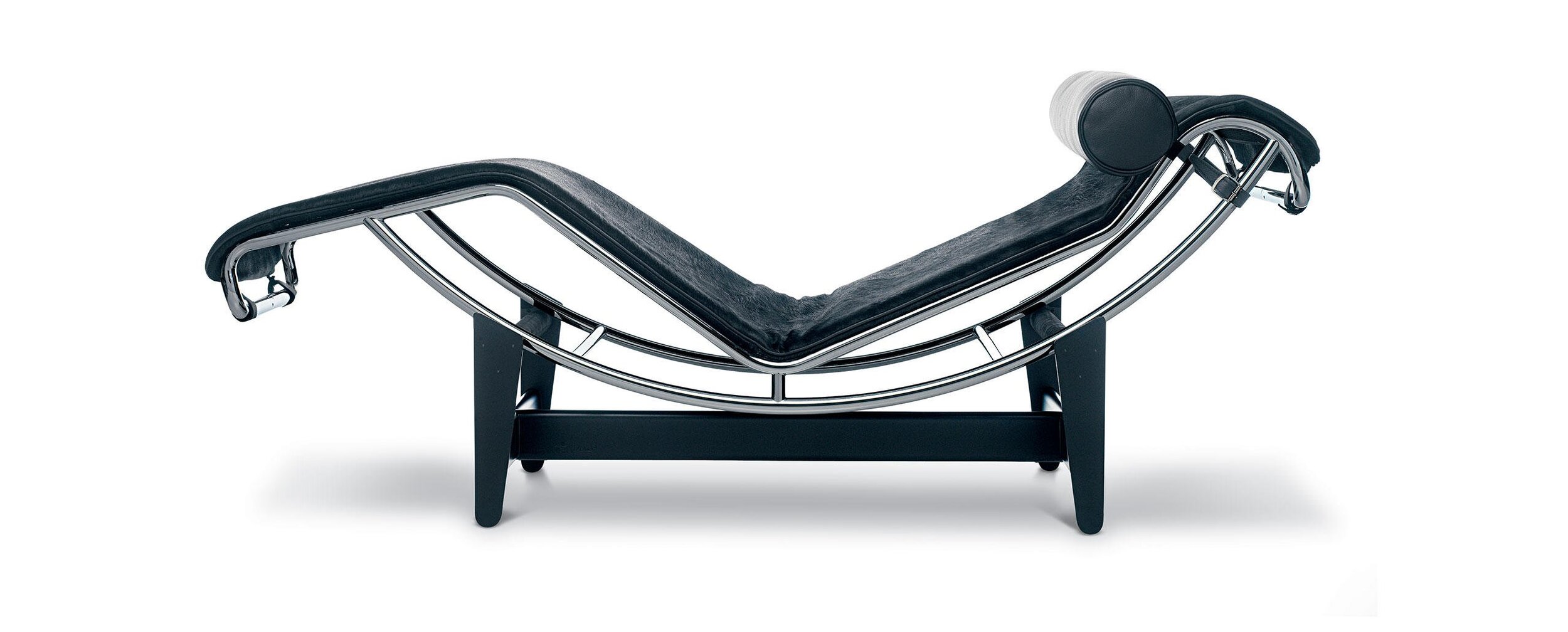 Chaise longue LC4 par Cassina et Le Corbusier