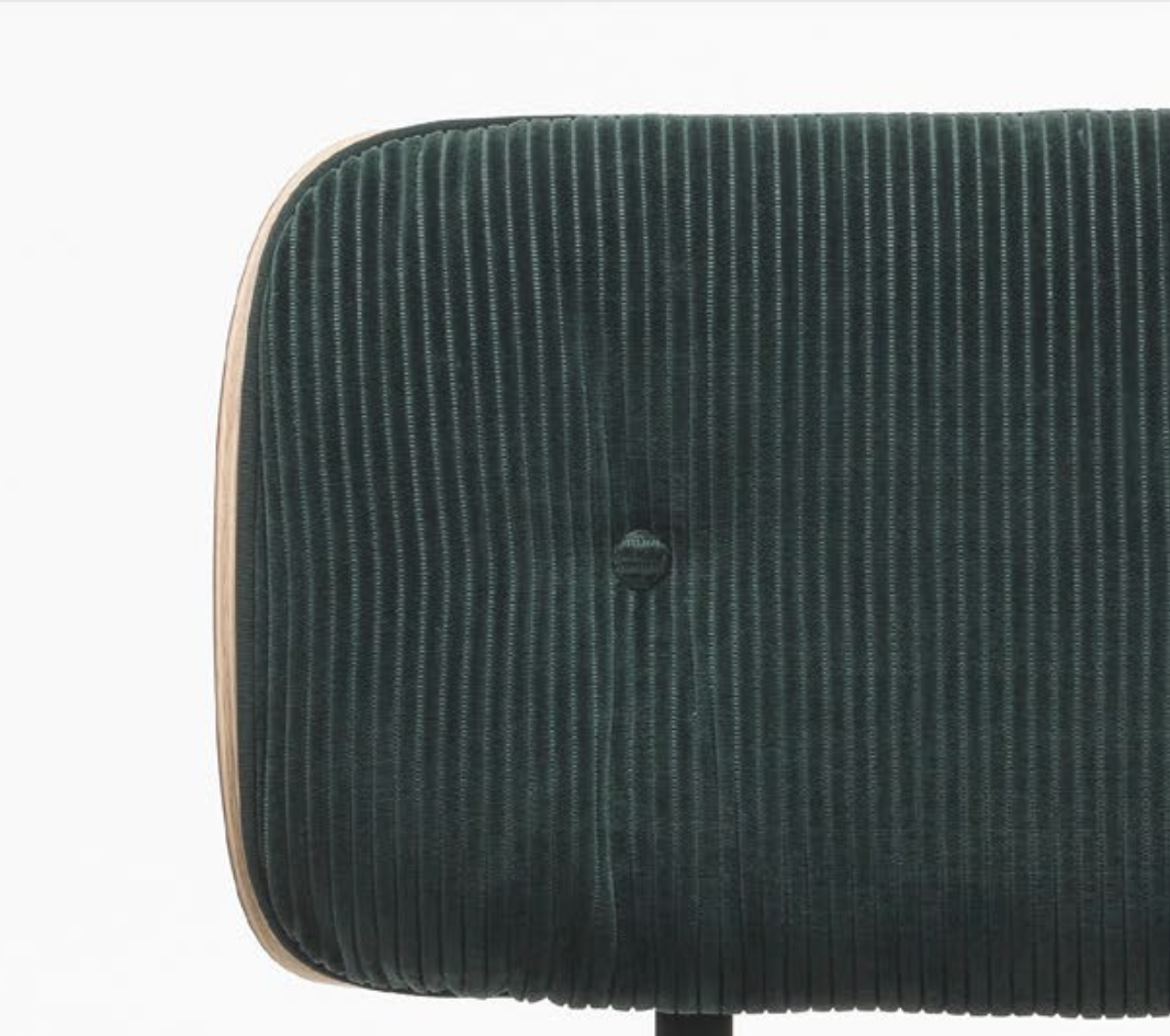 Vitra Eames lounge limited edition velour corduroy phlox vitra loncin design meubels interieur