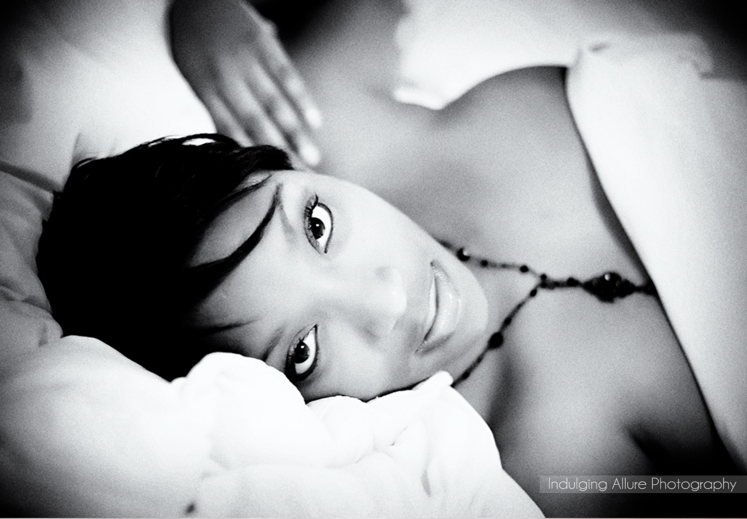 Romantic black and white boudoir photo