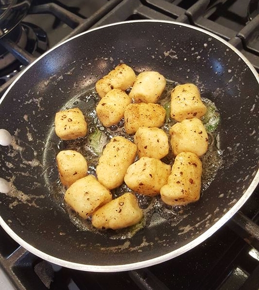 Gnocchi in the pan with butter and sage