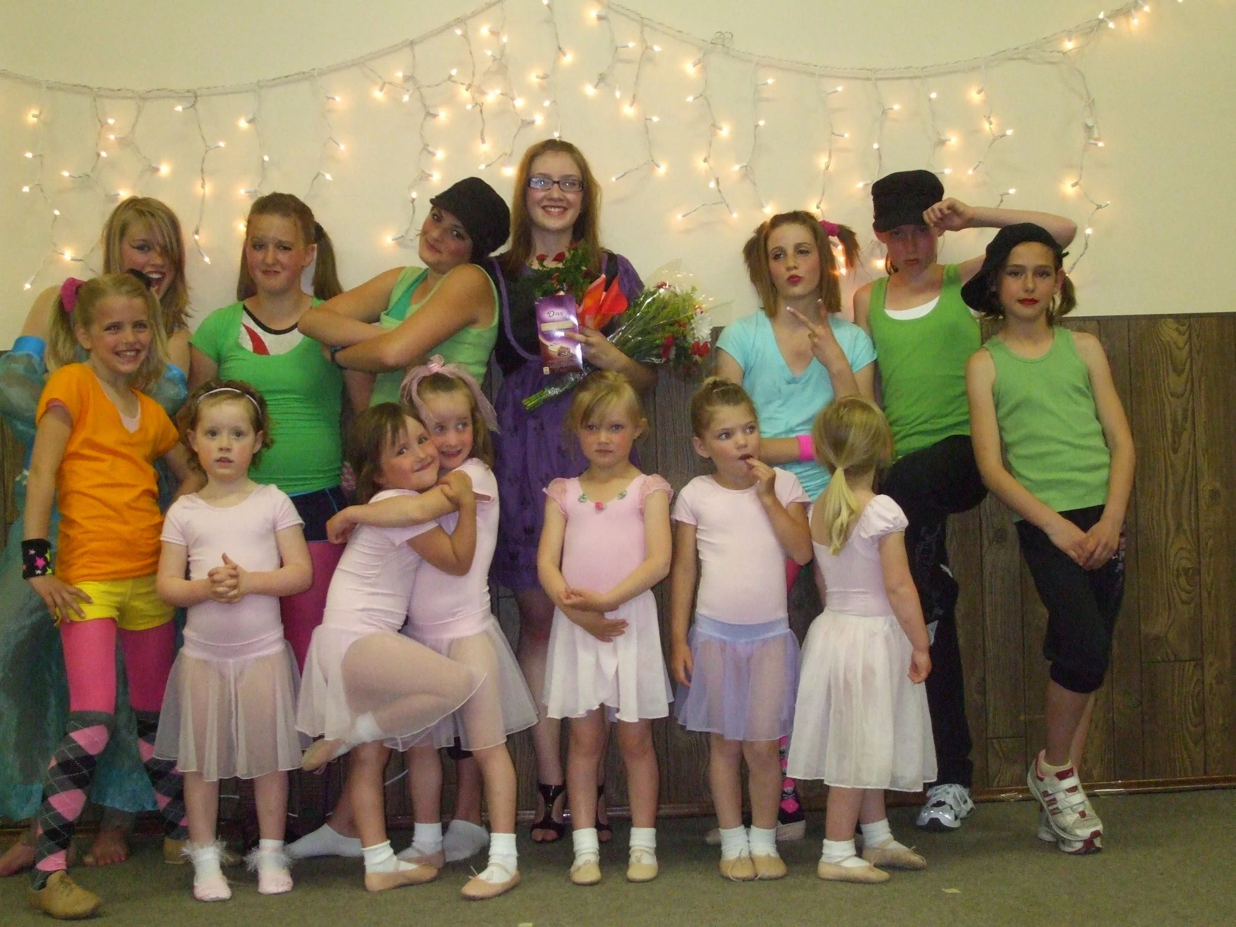 Students & Ms. Lacey '09