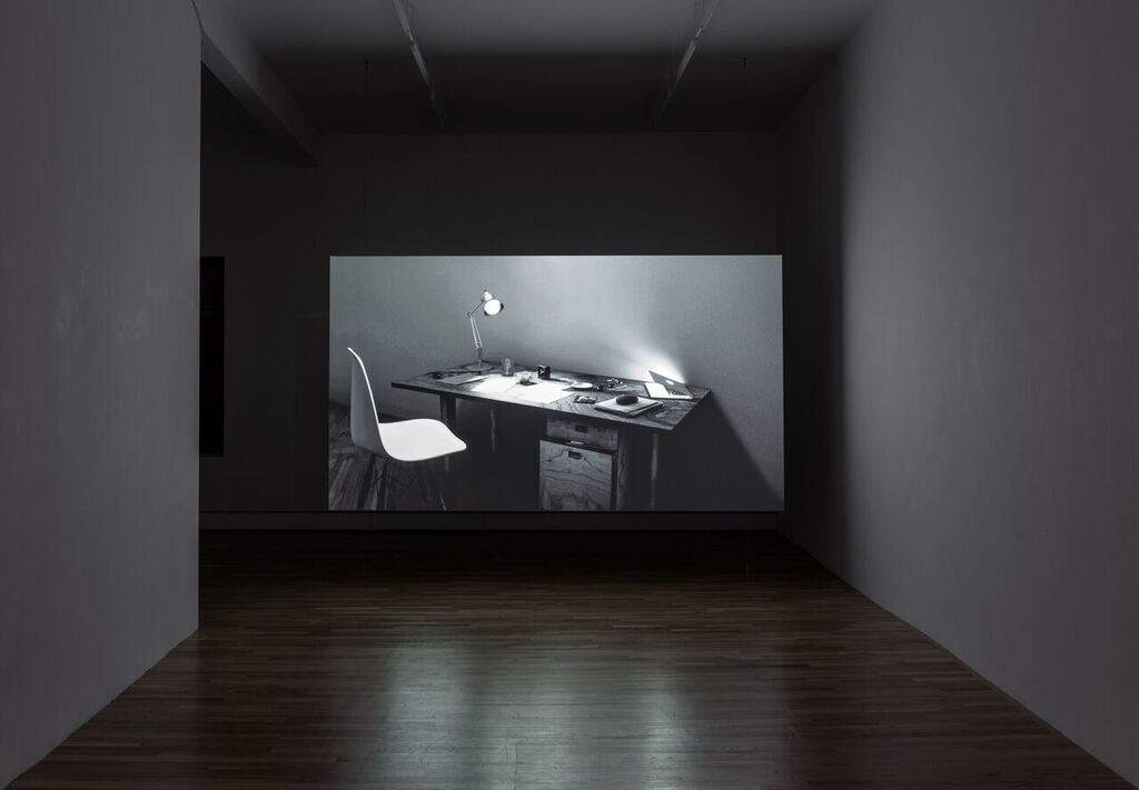 Installation images courtesy of Matt Moravec (Off Vendome)