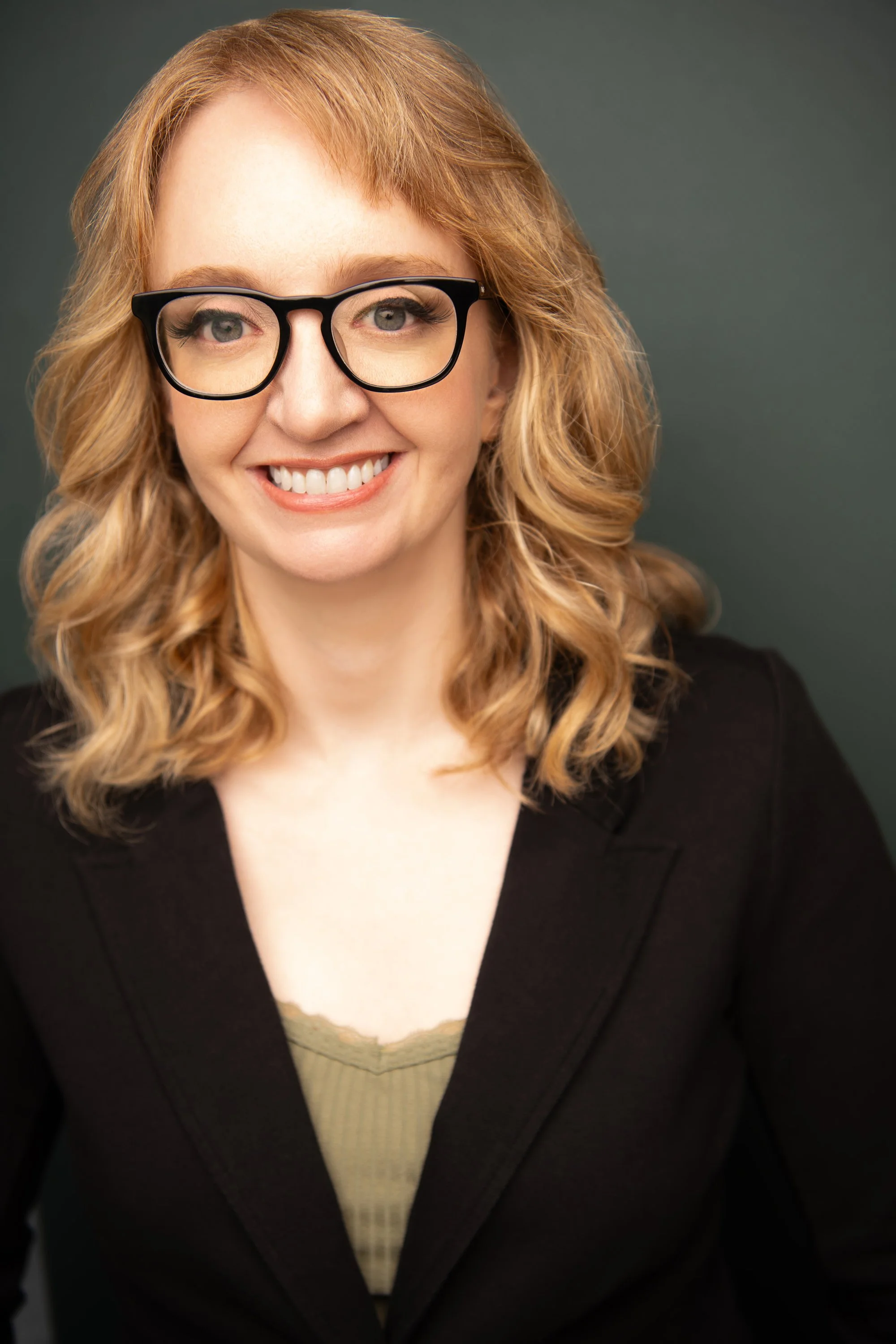 Shewitt-BizSmile.jpg