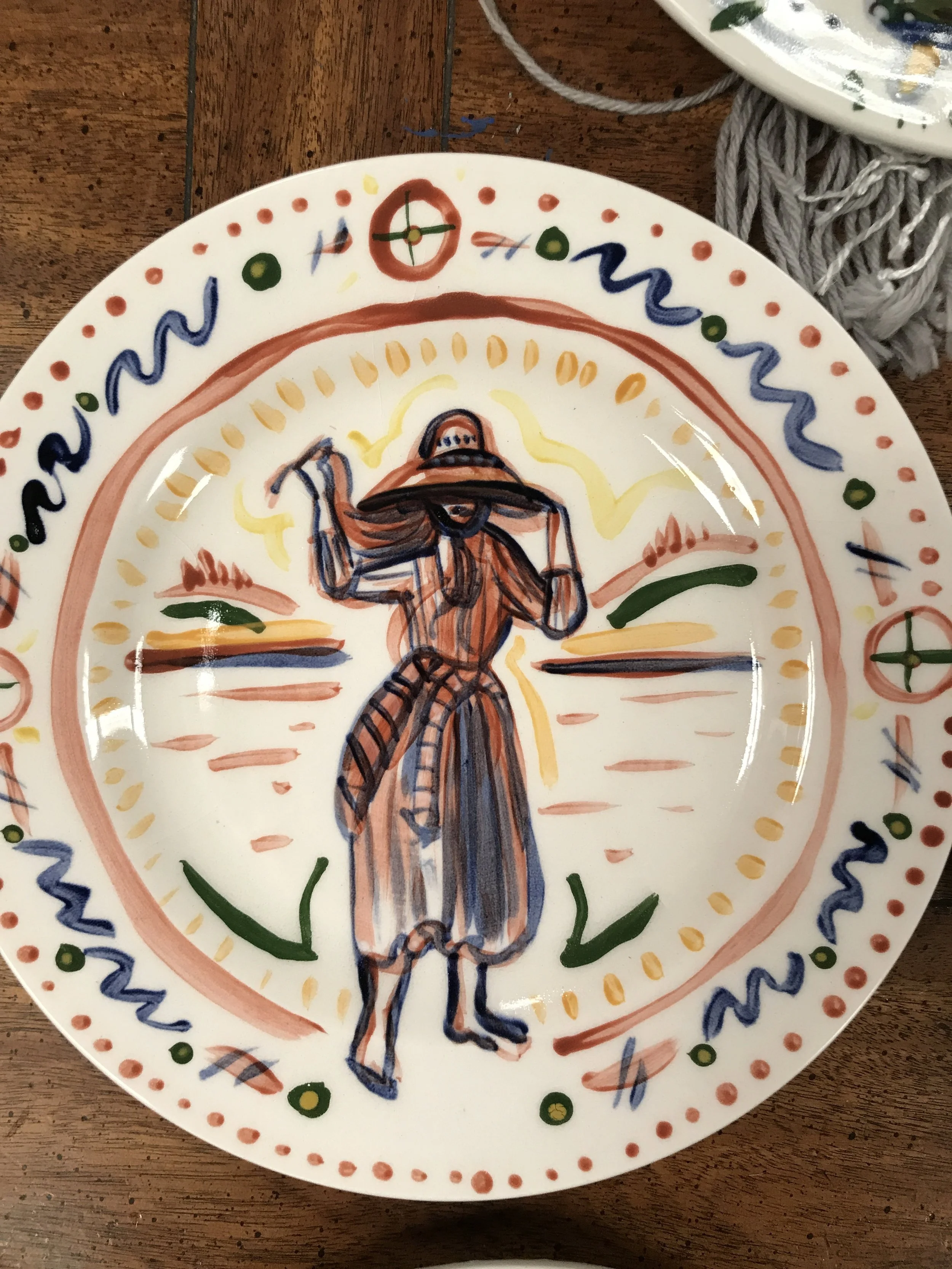 Plate · 2018