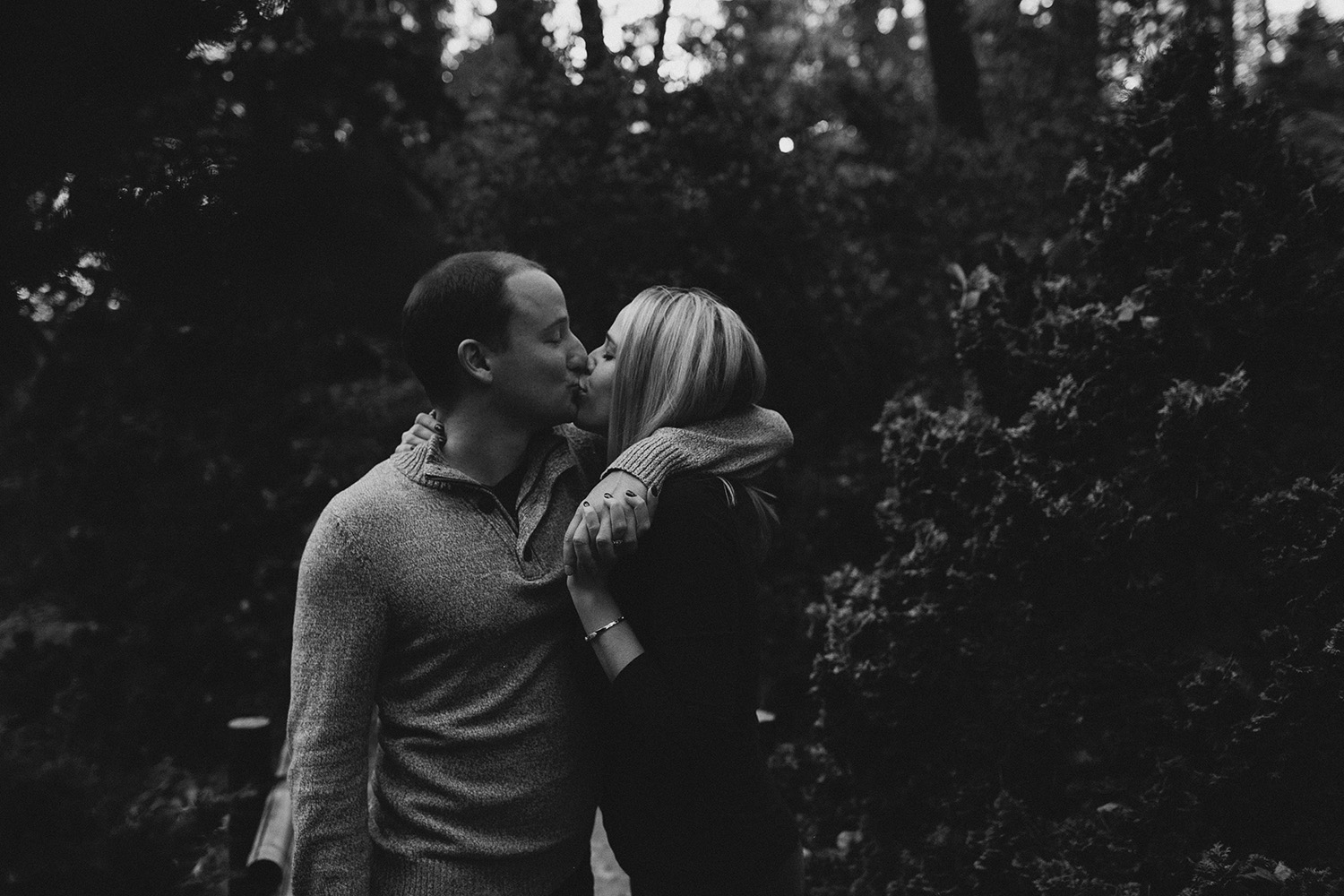 Botanical garden engagement photos_0023.jpg