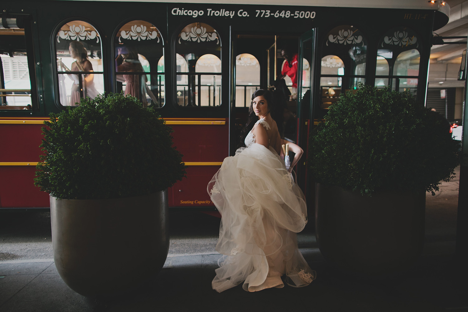 Ovation Chicago Wedding_0021.jpg