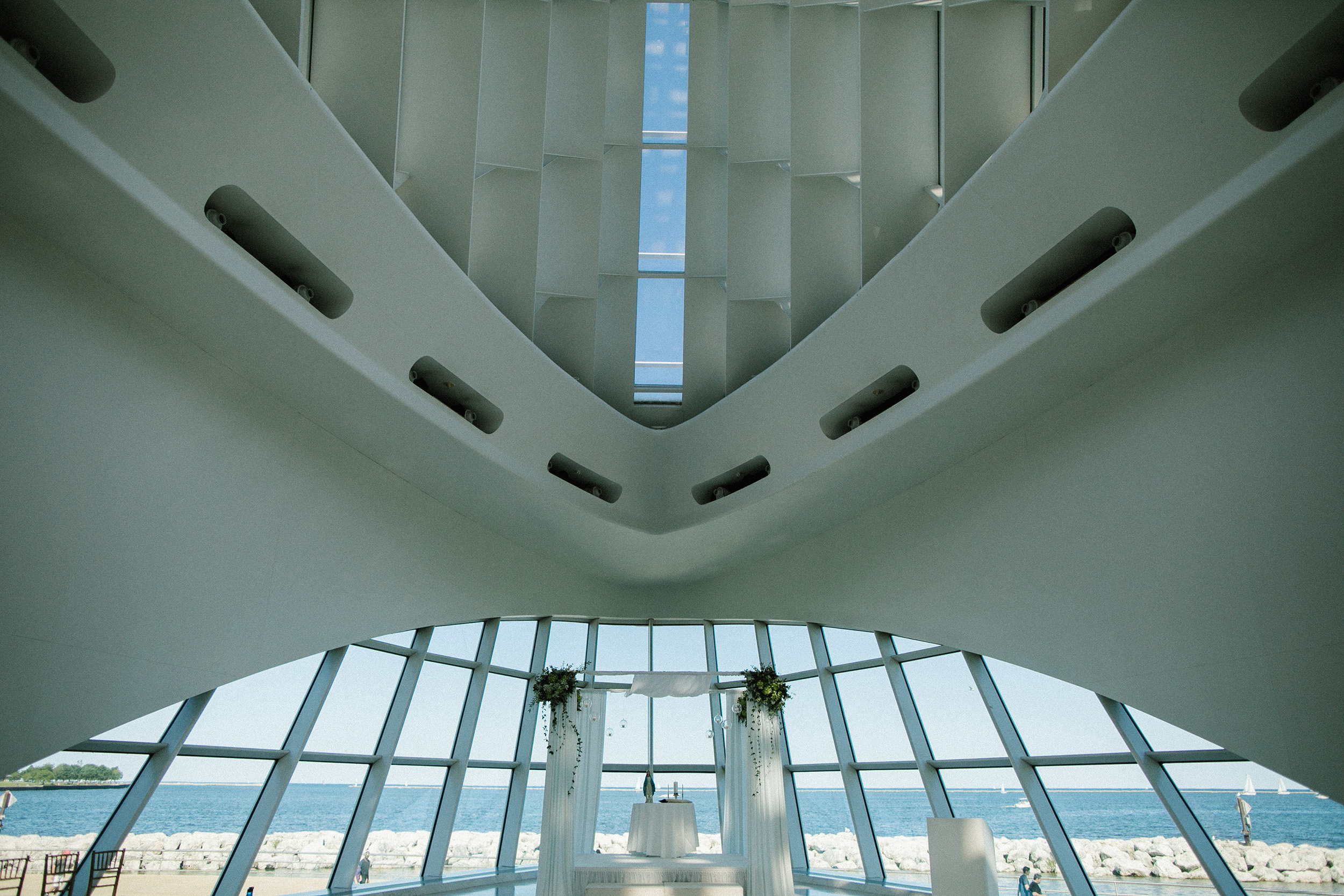 Milwaukee Art Museum Wedding 010.jpg