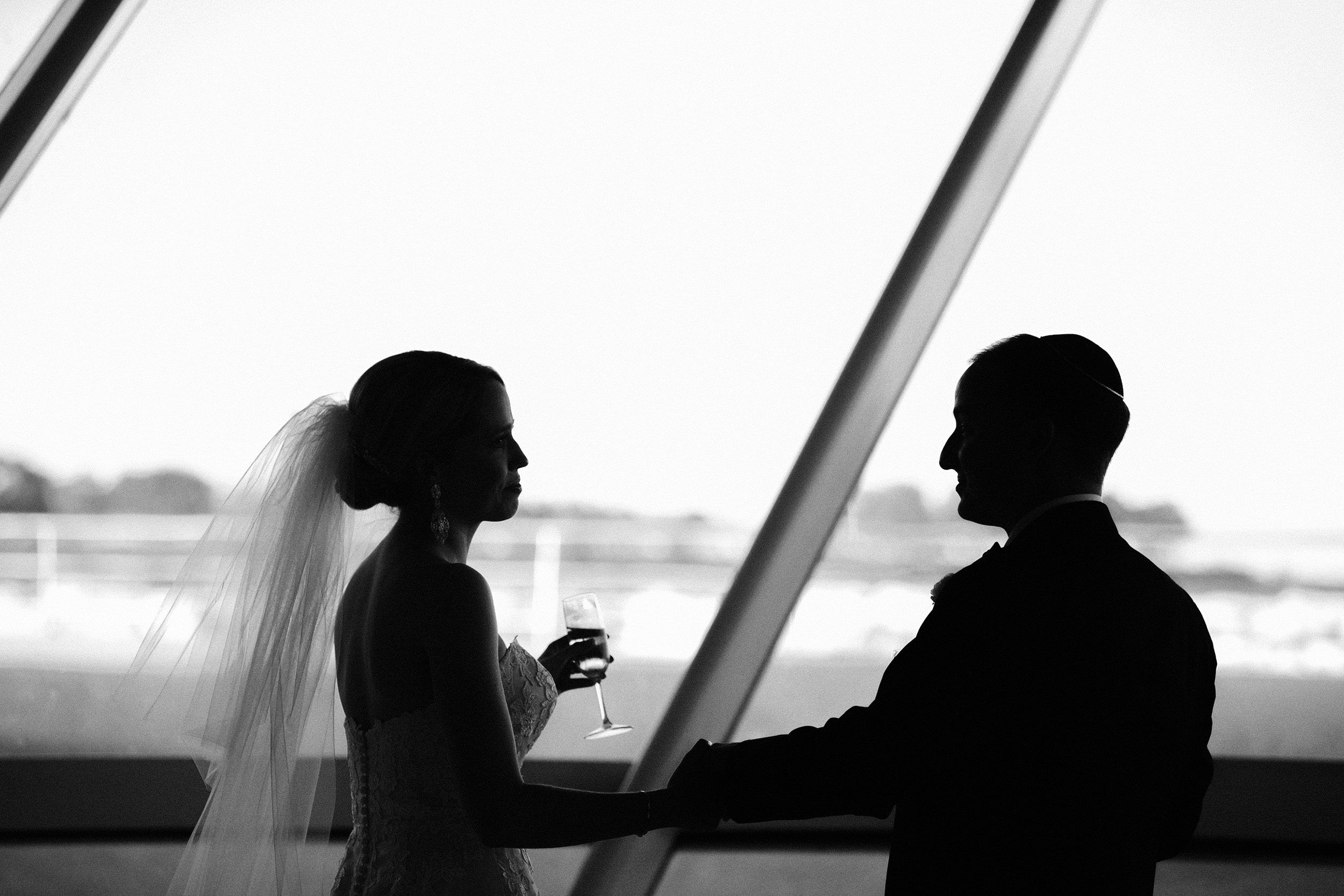 Milwaukee Art Museum Wedding 049.jpg