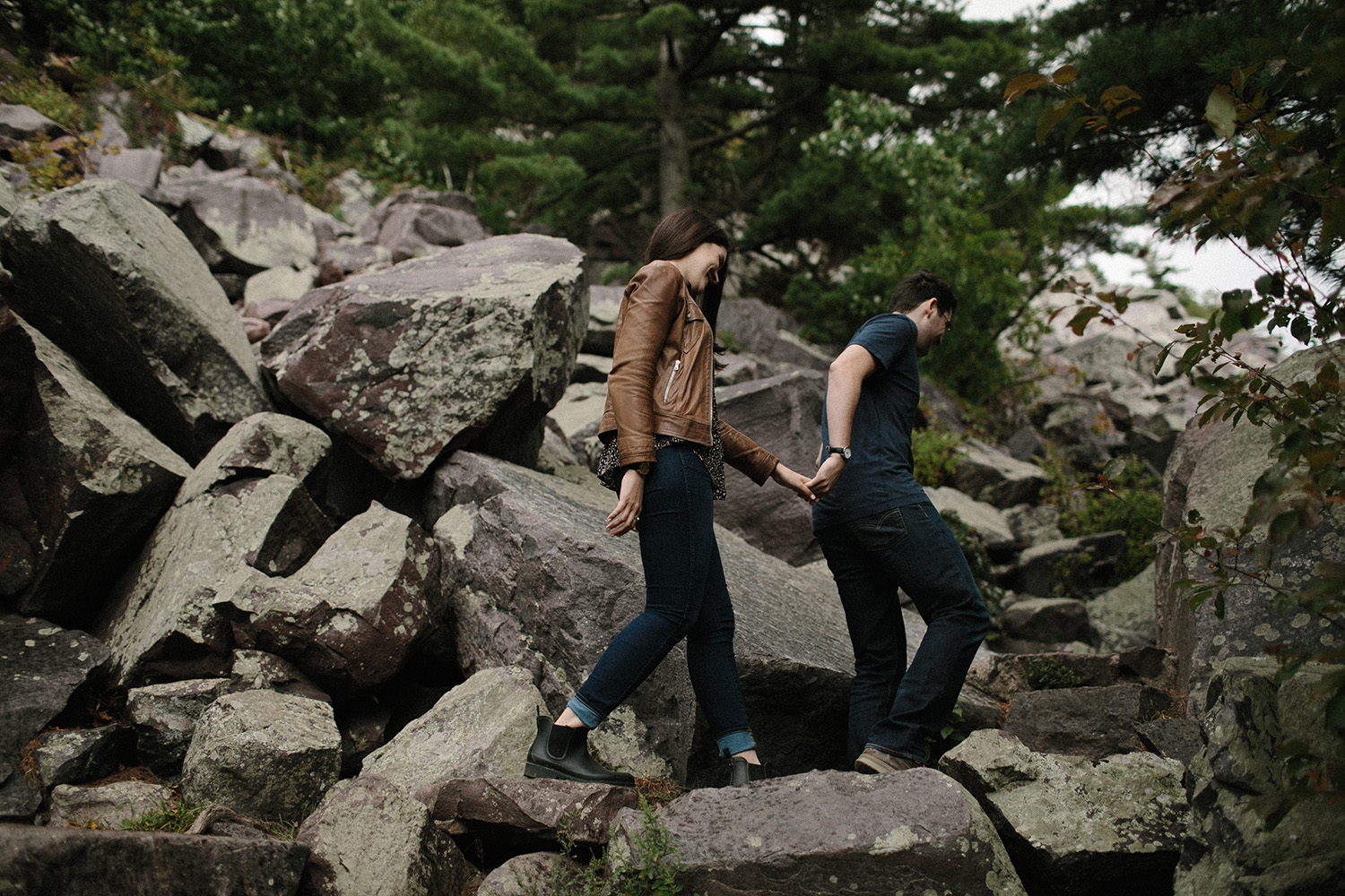 Devils Lake Engagement Photos006.jpg