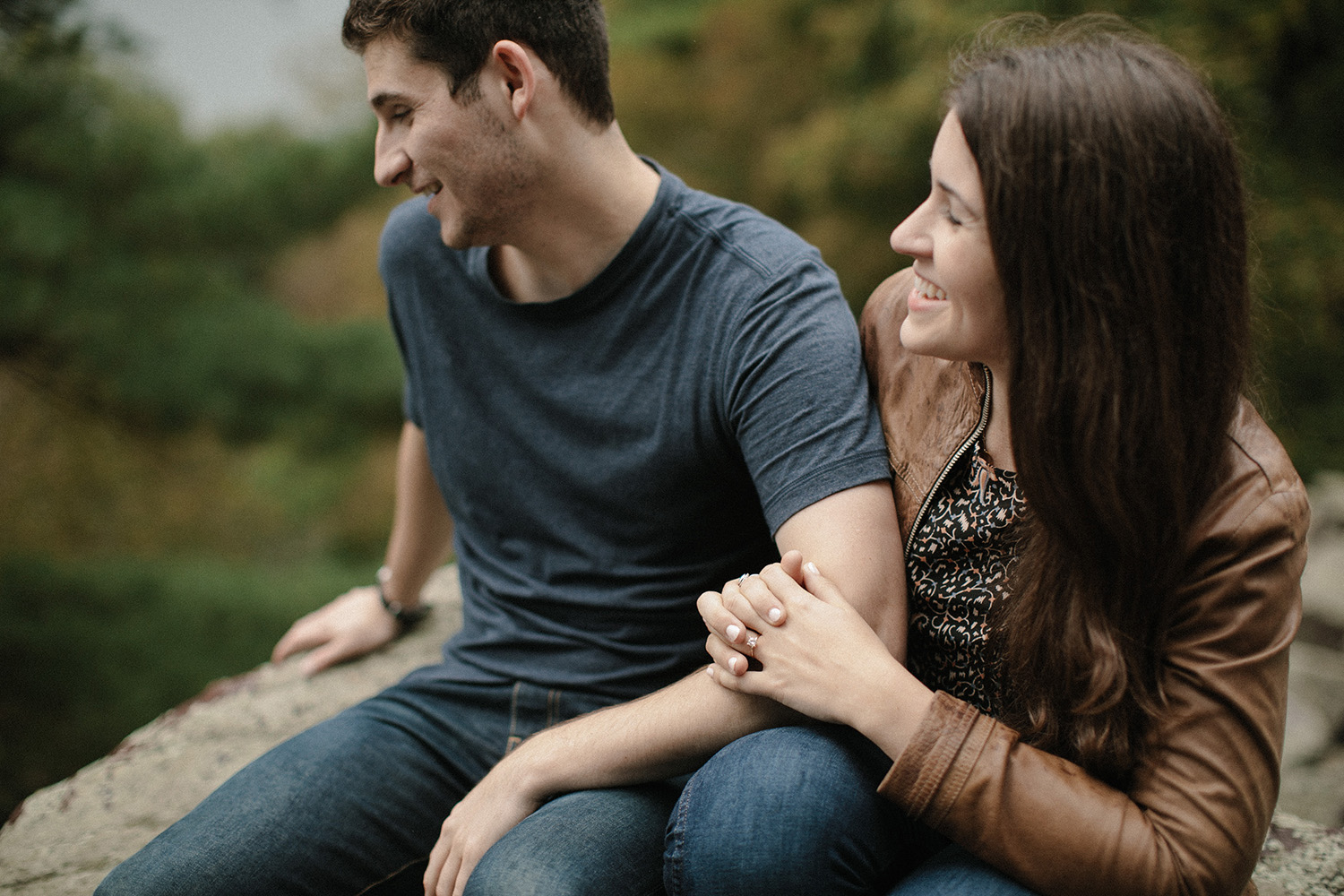 Devils Lake Engagement Photos016.jpg