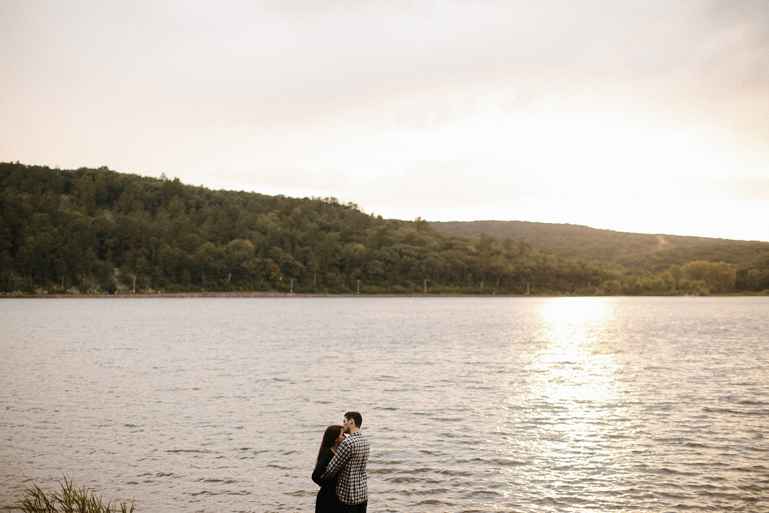 Devils Lake Engagement Photos040.jpg