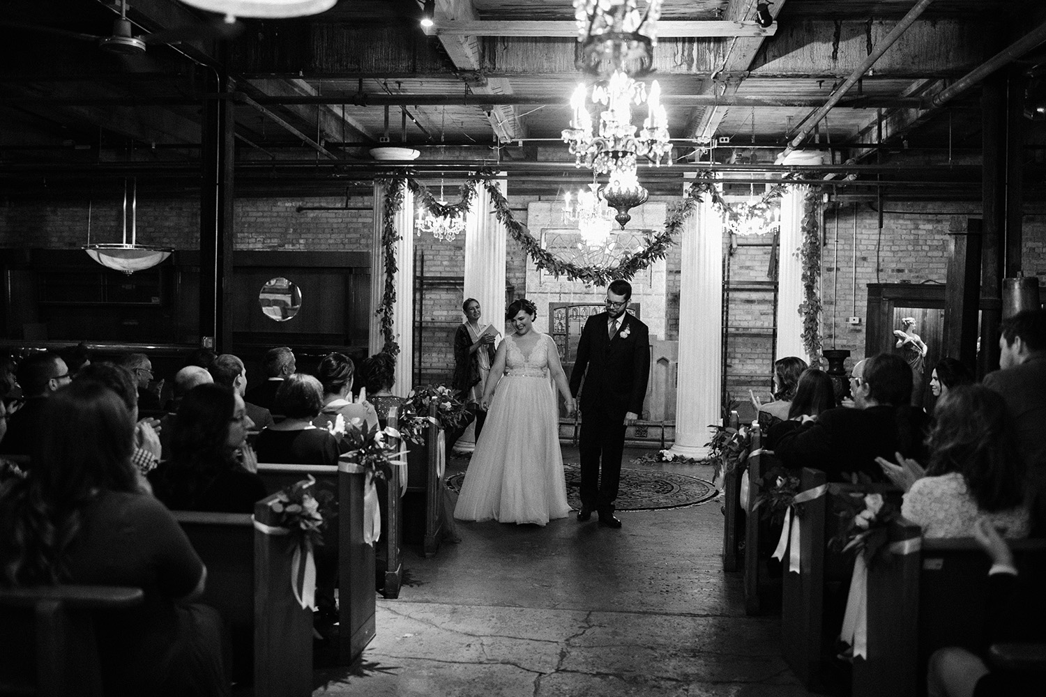 Salvage One Chicago Wedding Photos100.jpg