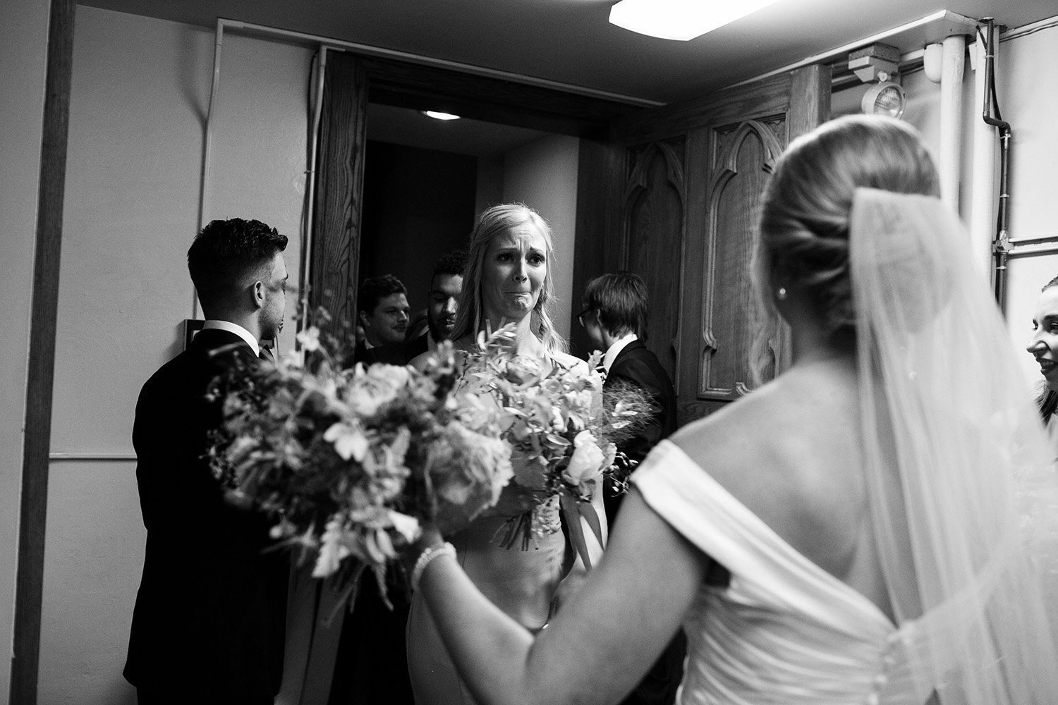 Milwaukee Turner Hall documentary wedding photographer 034.jpg