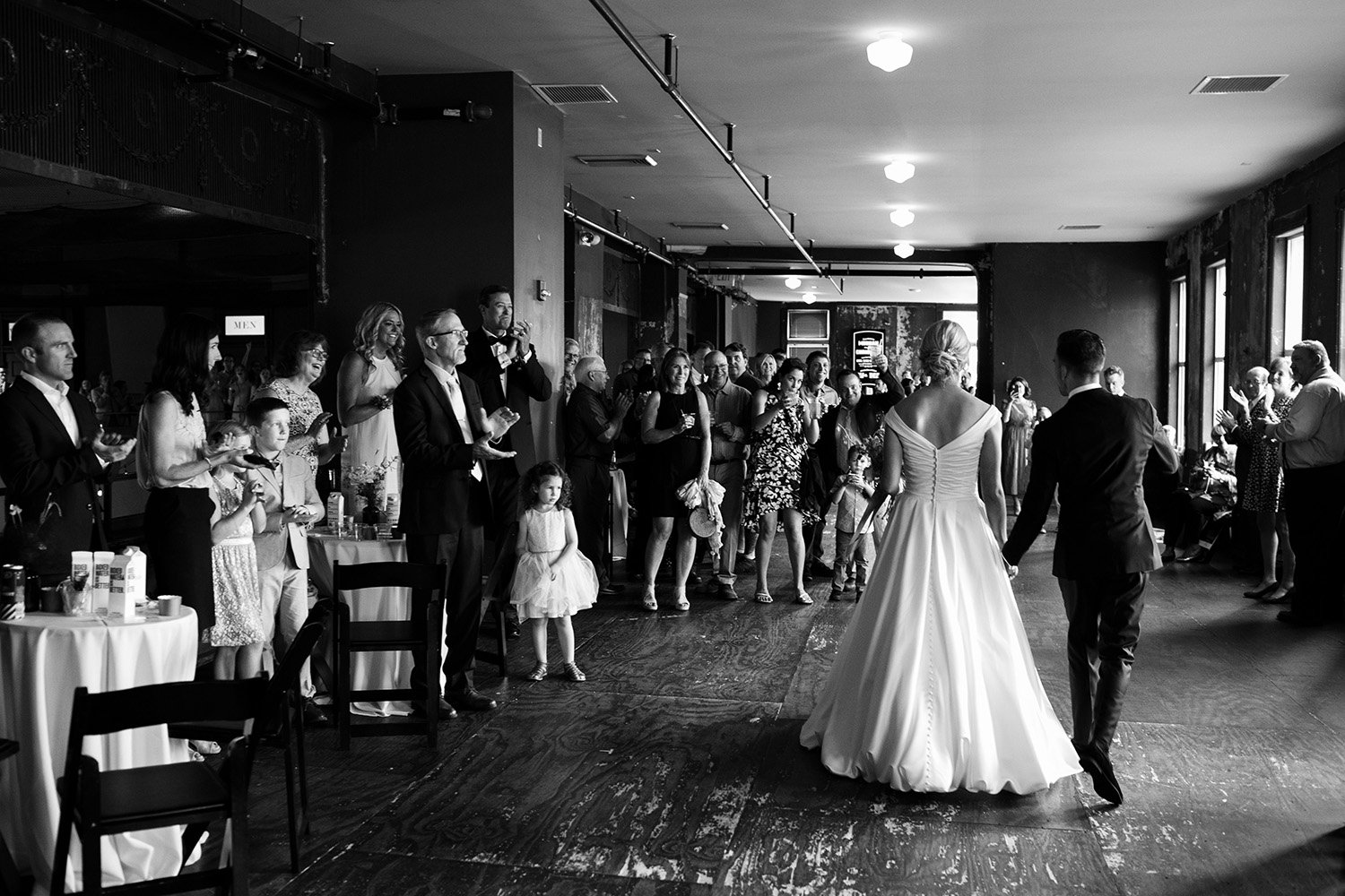 Milwaukee Turner Hall documentary wedding photographer 059.jpg