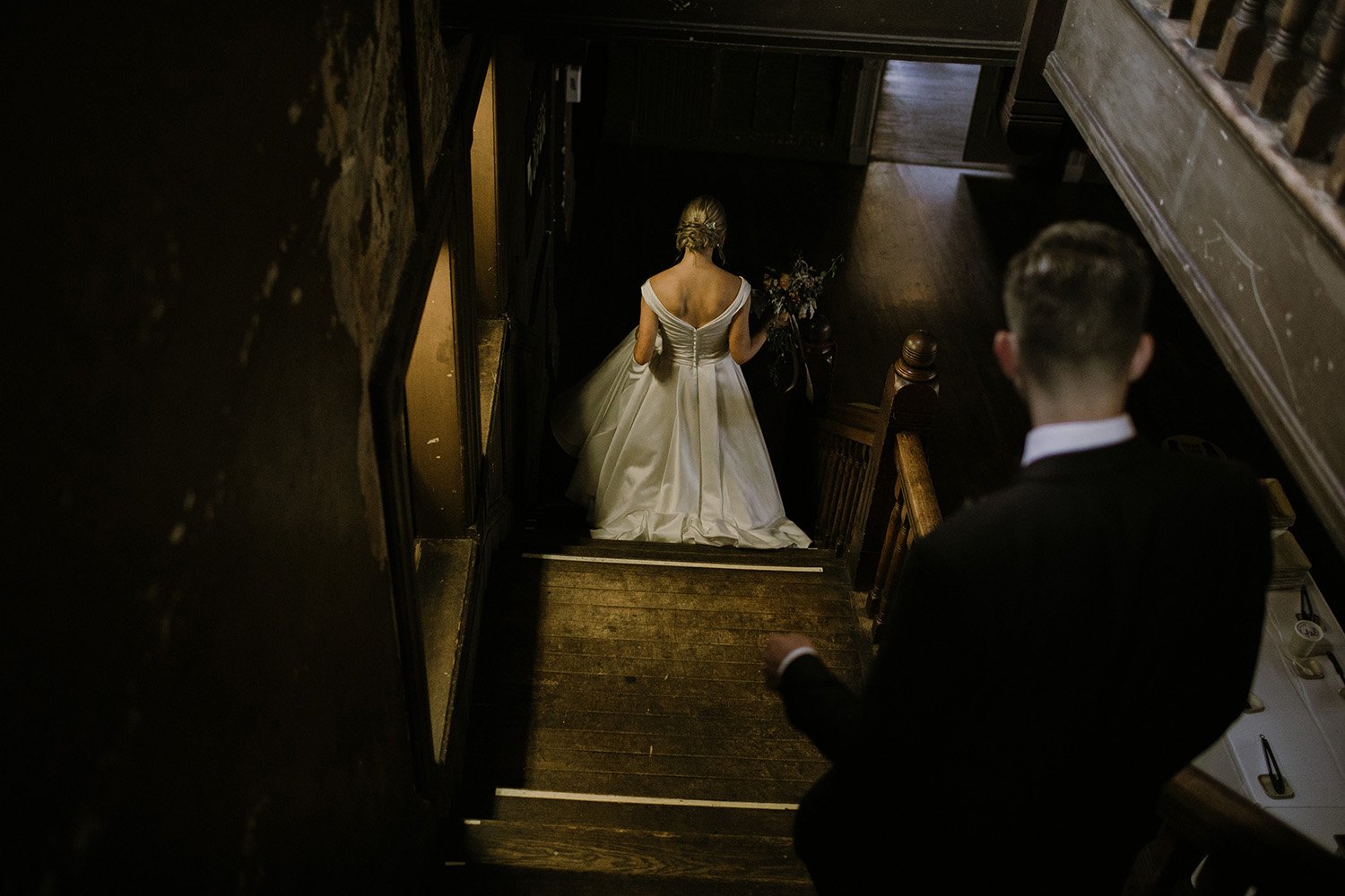 Milwaukee Turner Hall documentary wedding photographer 066.jpg