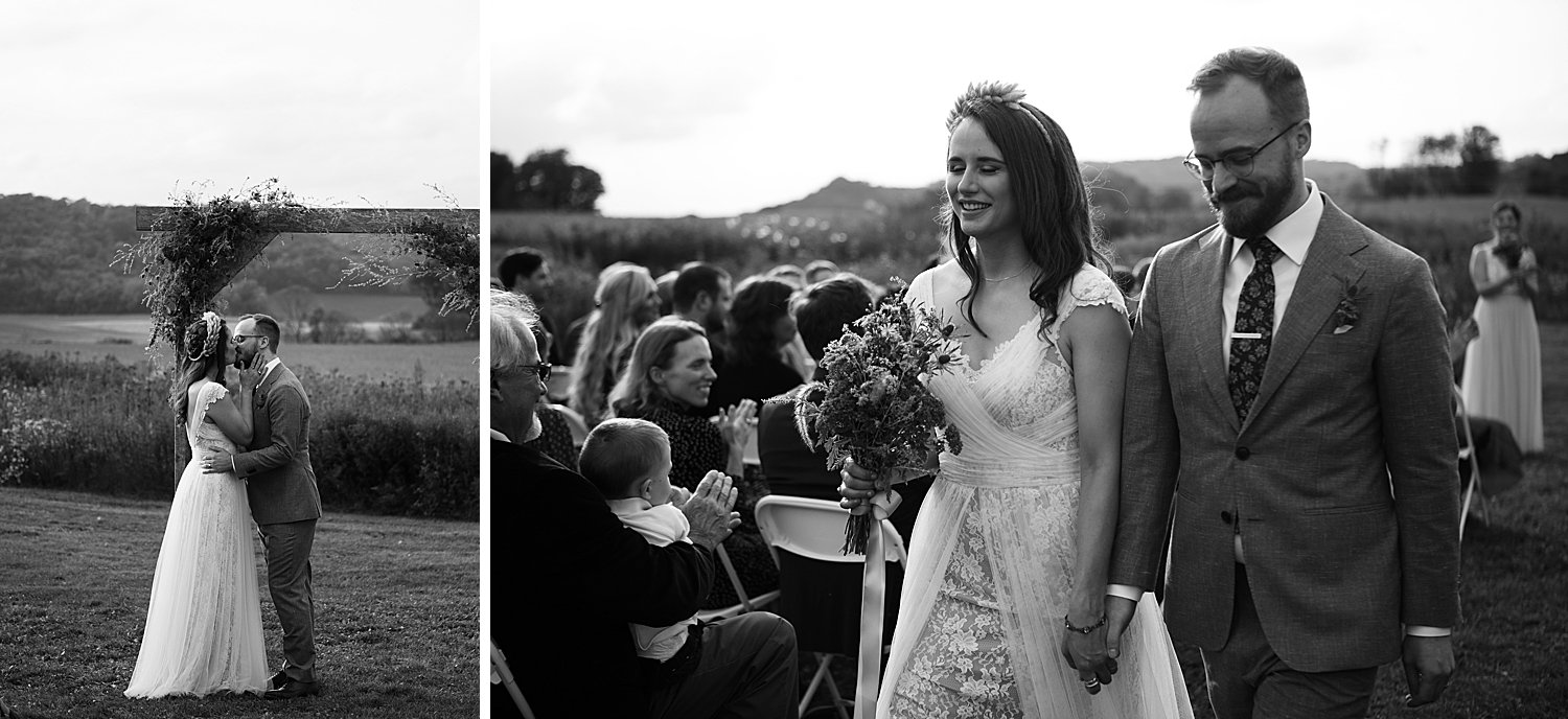 Octagon barn wedding photos017.jpg